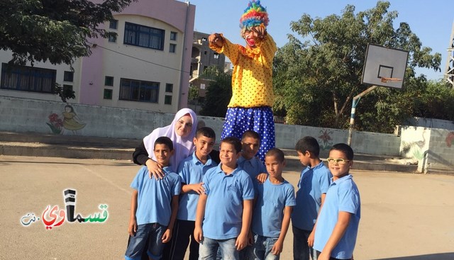   كفرقاسم - فيديو : طلاب جنة ابن رشد يحتفلون بعيد الاضحى بمهرجان استعراضي وتكبيرات العيد تصدح  